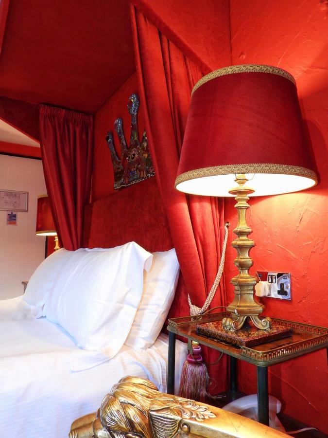 The Lion Hotel Welshpool Bagian luar foto