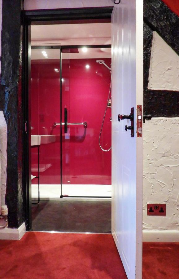 The Lion Hotel Welshpool Bagian luar foto