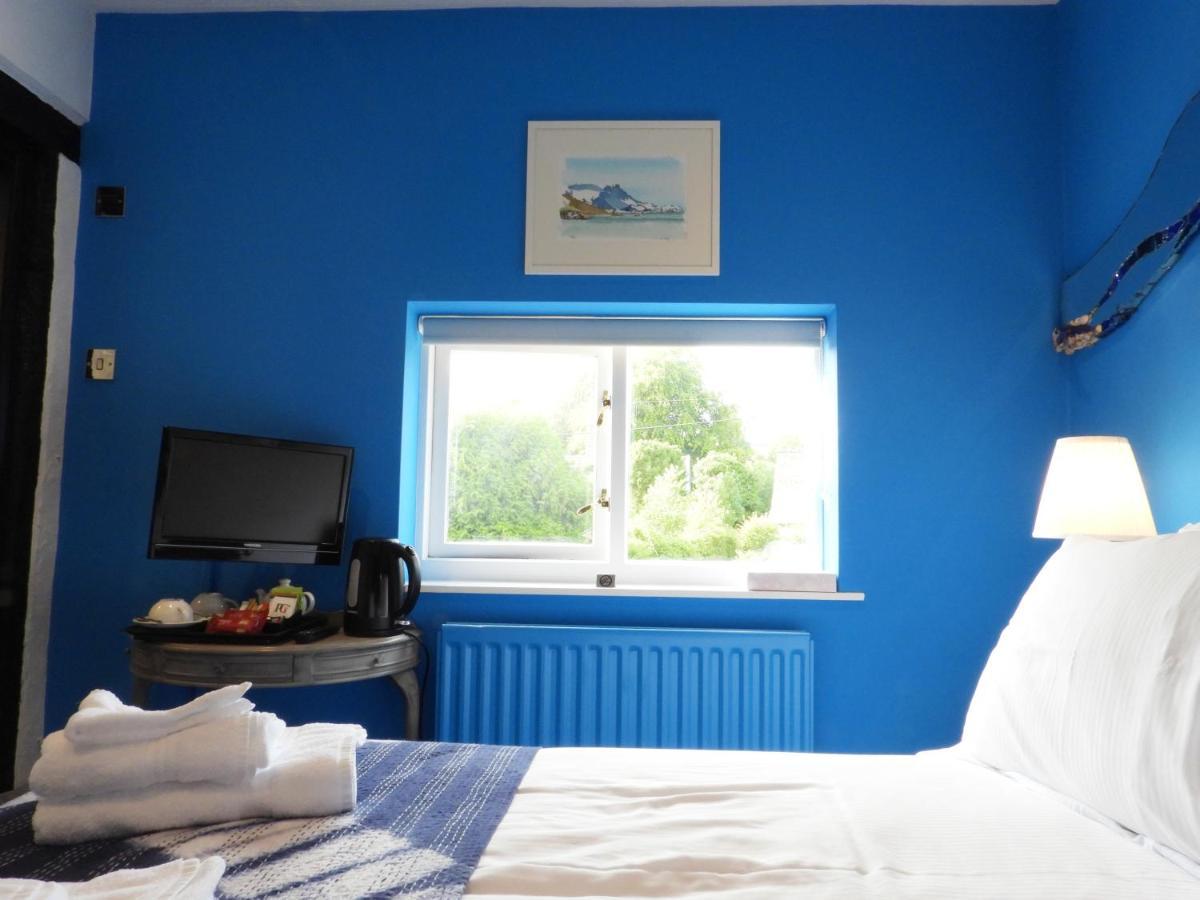 The Lion Hotel Welshpool Bagian luar foto