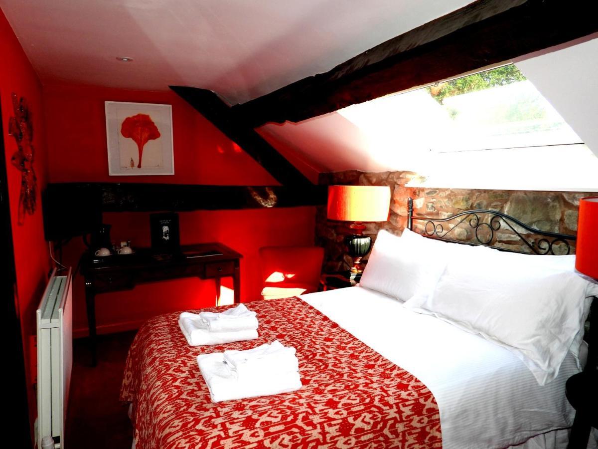 The Lion Hotel Welshpool Bagian luar foto